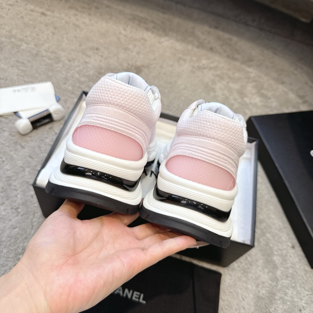 Chanel sneaker