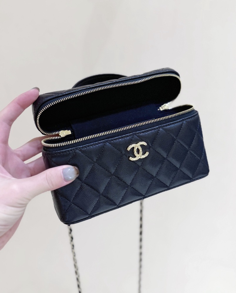 Chanel 26C vanity