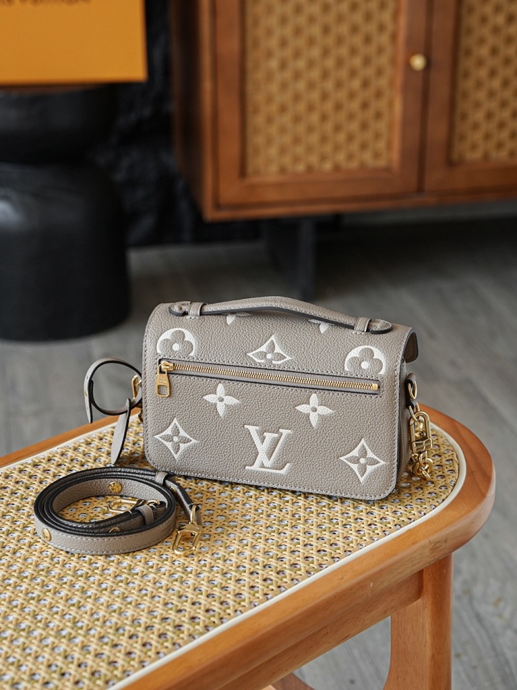 （SP） LV pochette metis