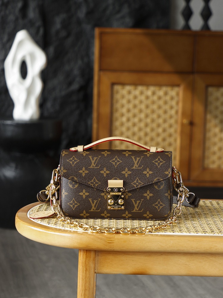 （SP） LV metis east west