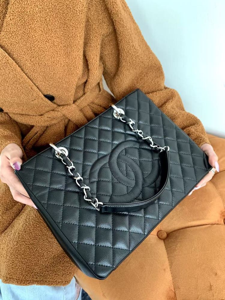 Chanel Grand Shopping Tote
