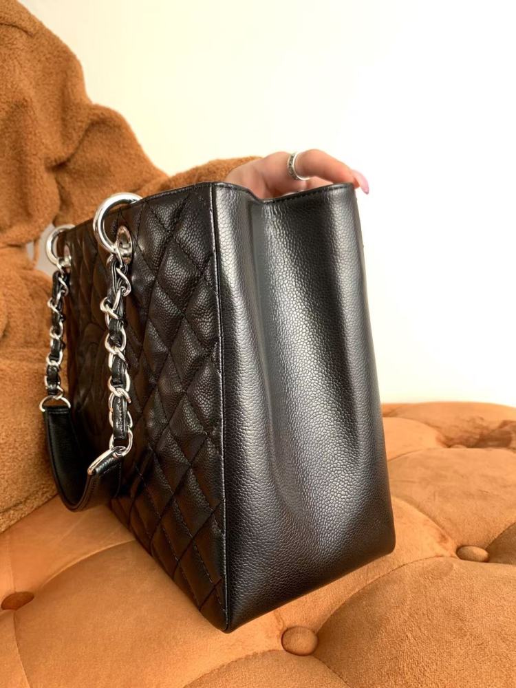 Chanel Grand Shopping Tote