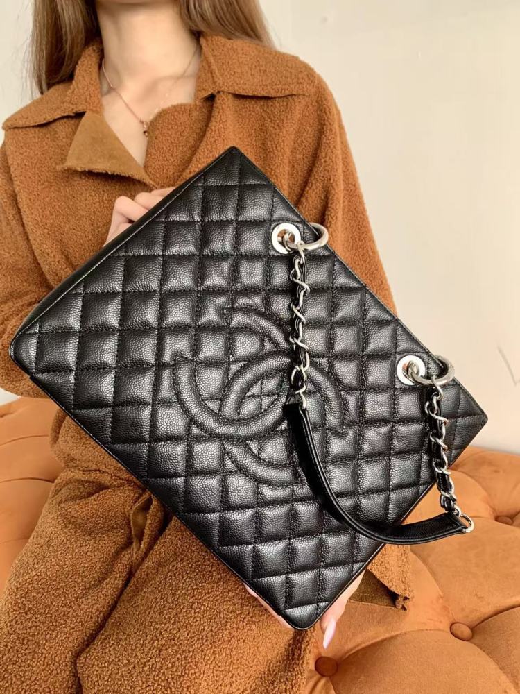 Chanel Grand Shopping Tote
