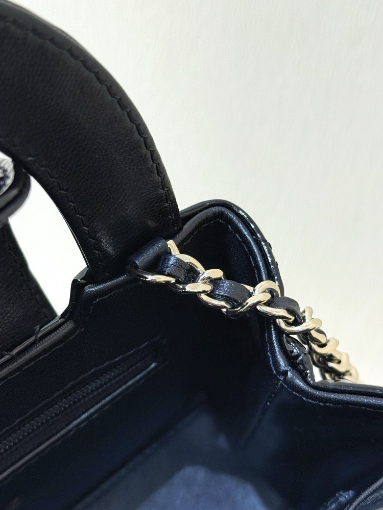 Chanel 26C kelly