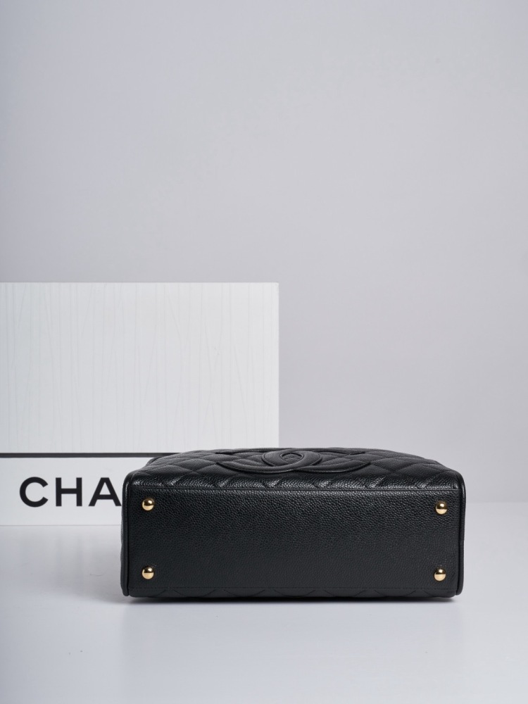 Chanel vintage bowling bag