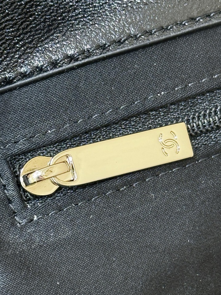 Chanel 26P hobo
