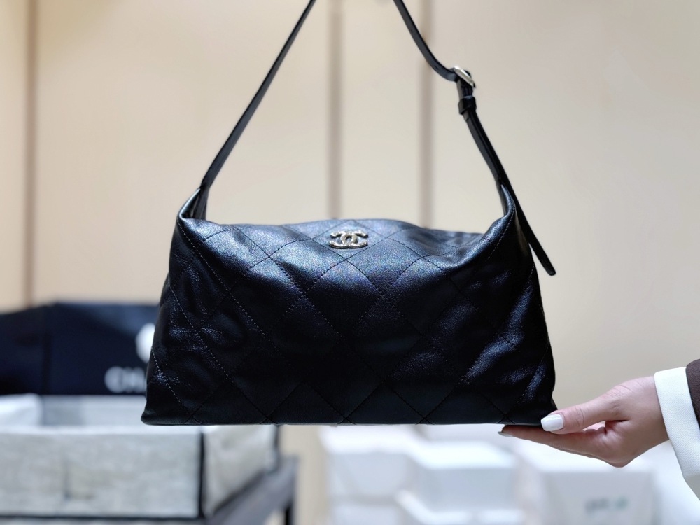 Chanel 26P hobo