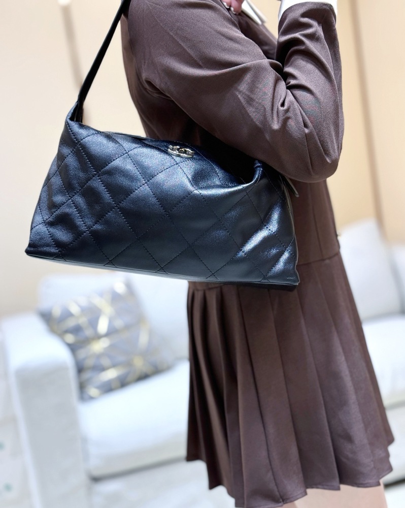 Chanel 26P hobo