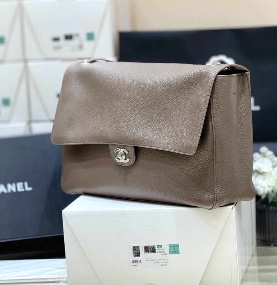 Chanel 26S Maxi cf