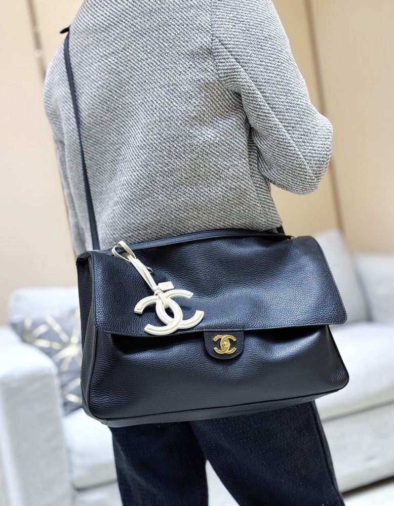 Chanel 26S Maxi cf