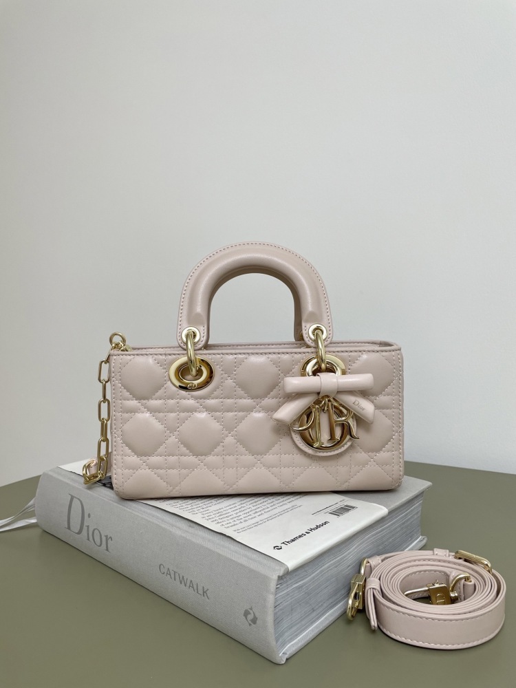 Dior D Joy ribbon