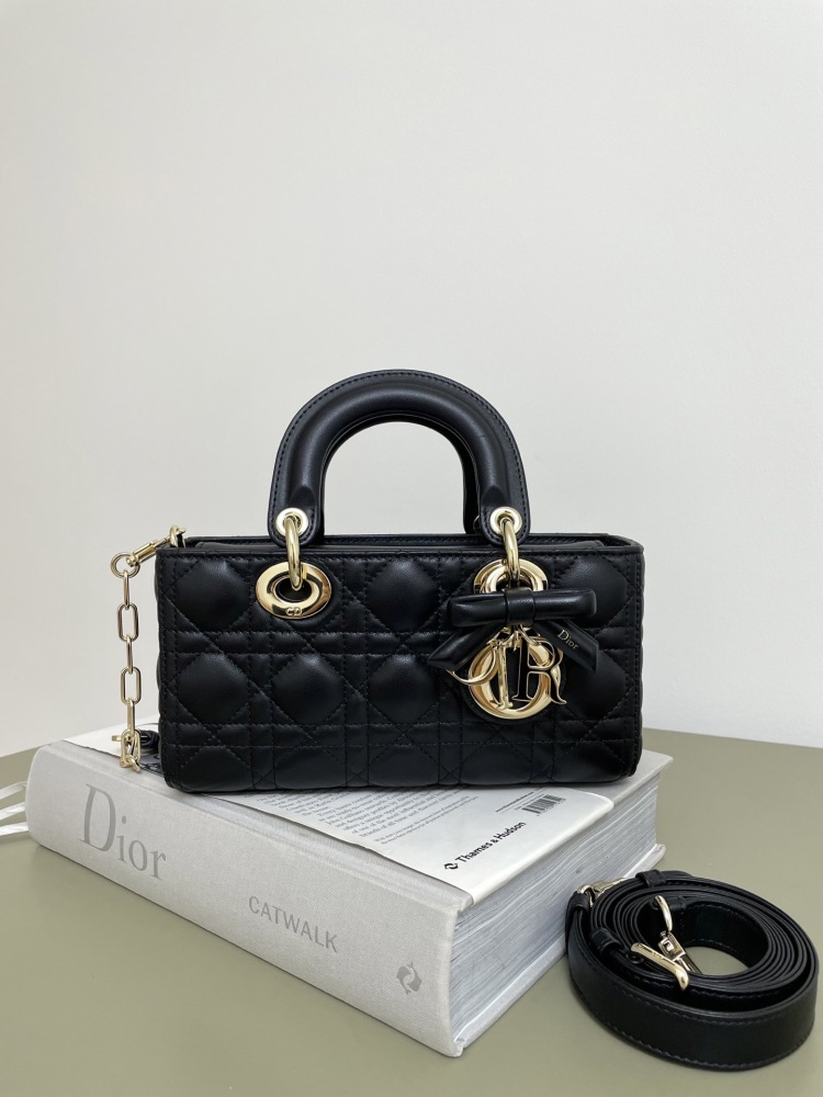 Dior D Joy ribbon