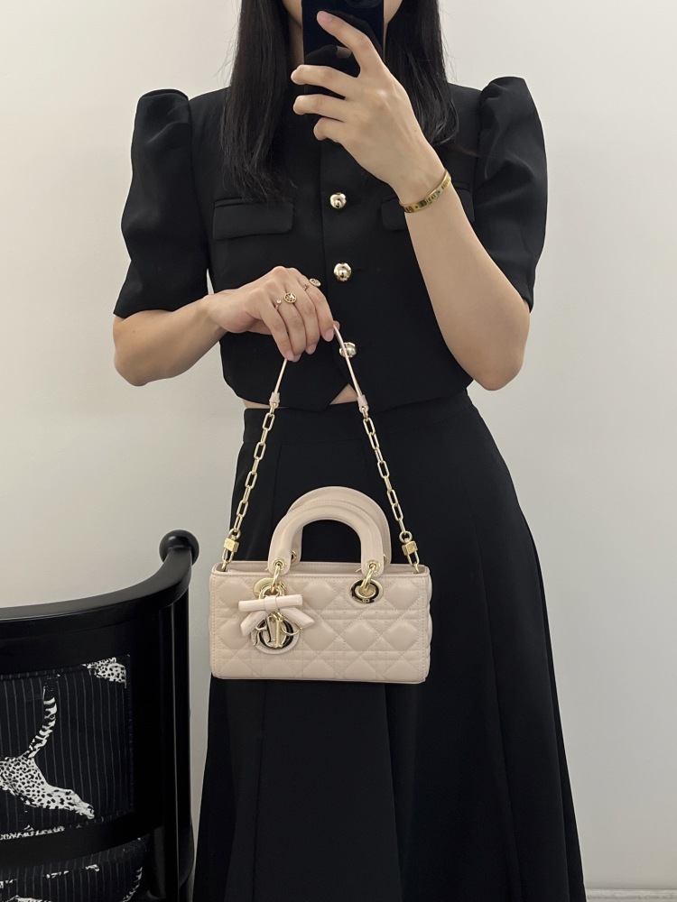 Dior D Joy ribbon