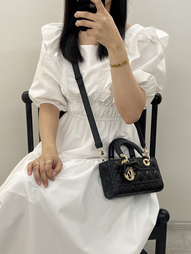 Dior D Joy ribbon