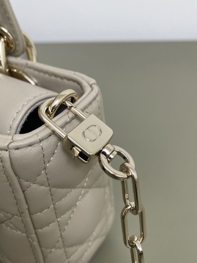 Dior D Joy ribbon small