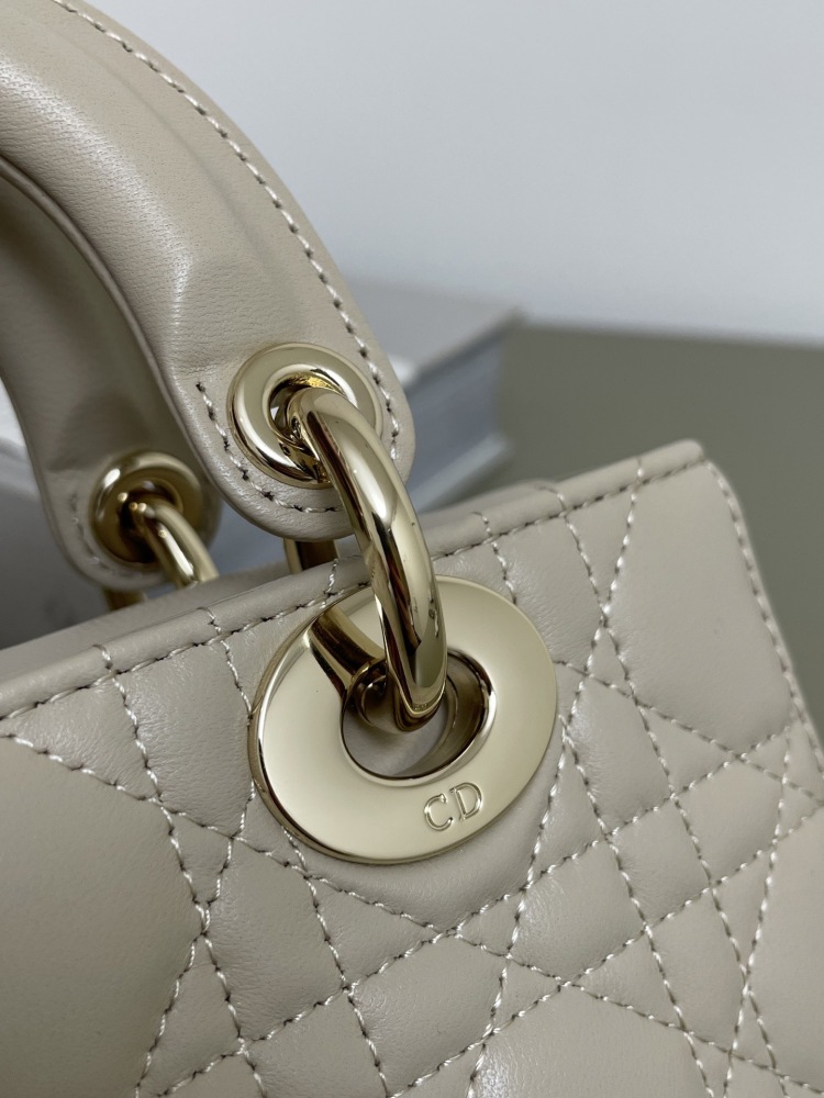 Dior D Joy ribbon small