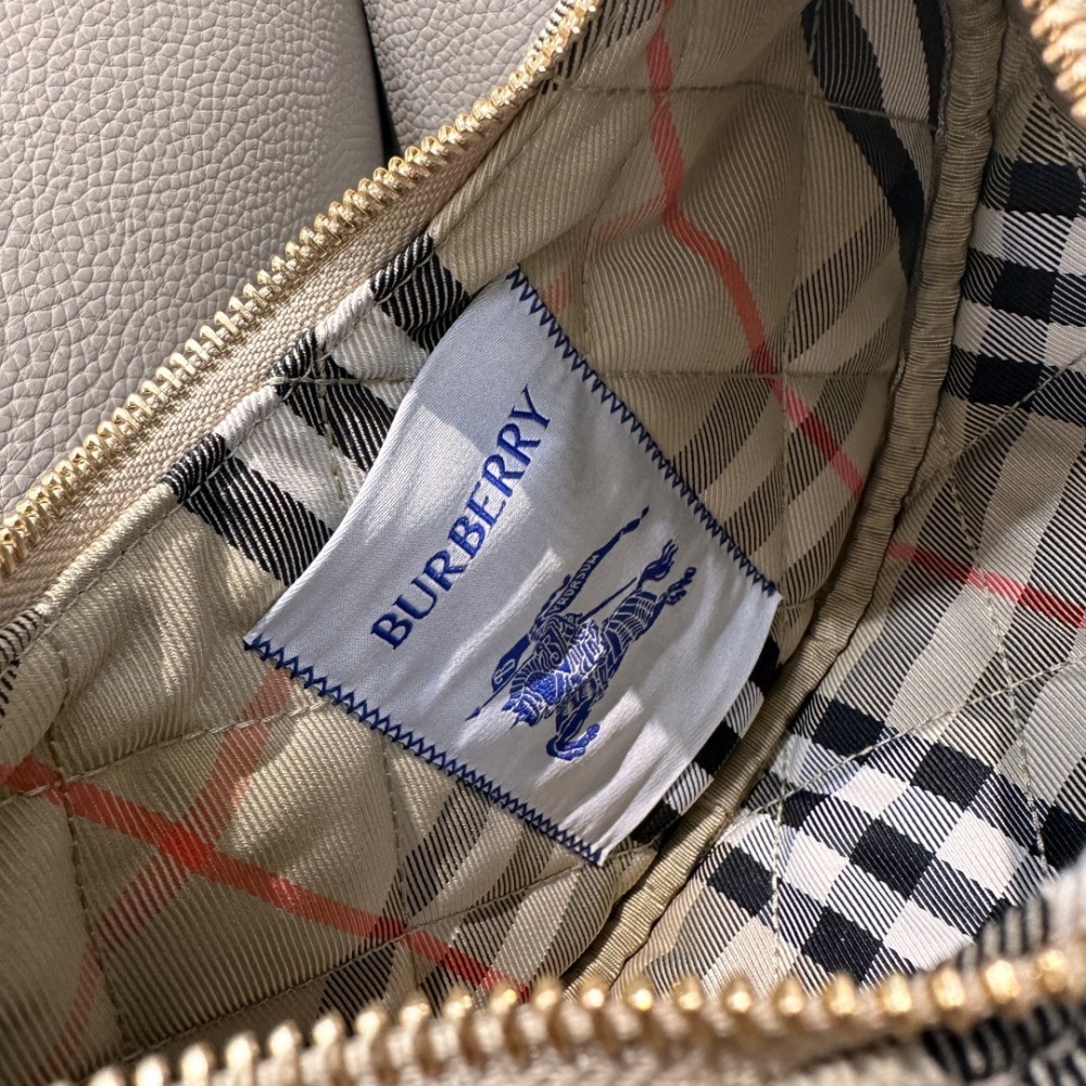 Burberry sling