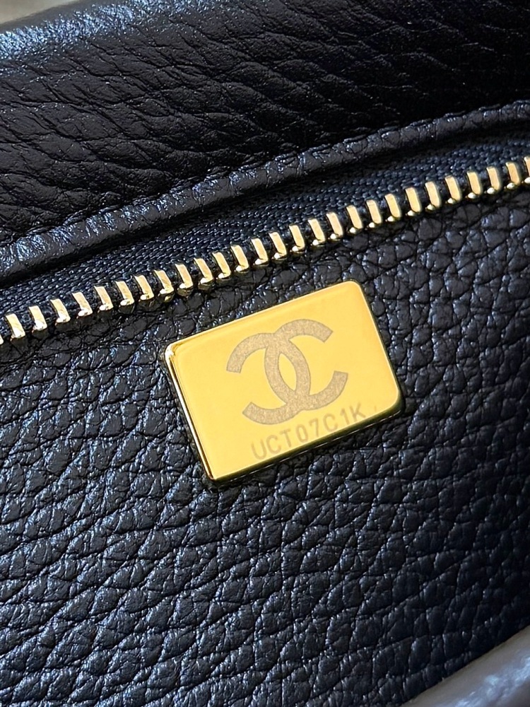Chanel  26s