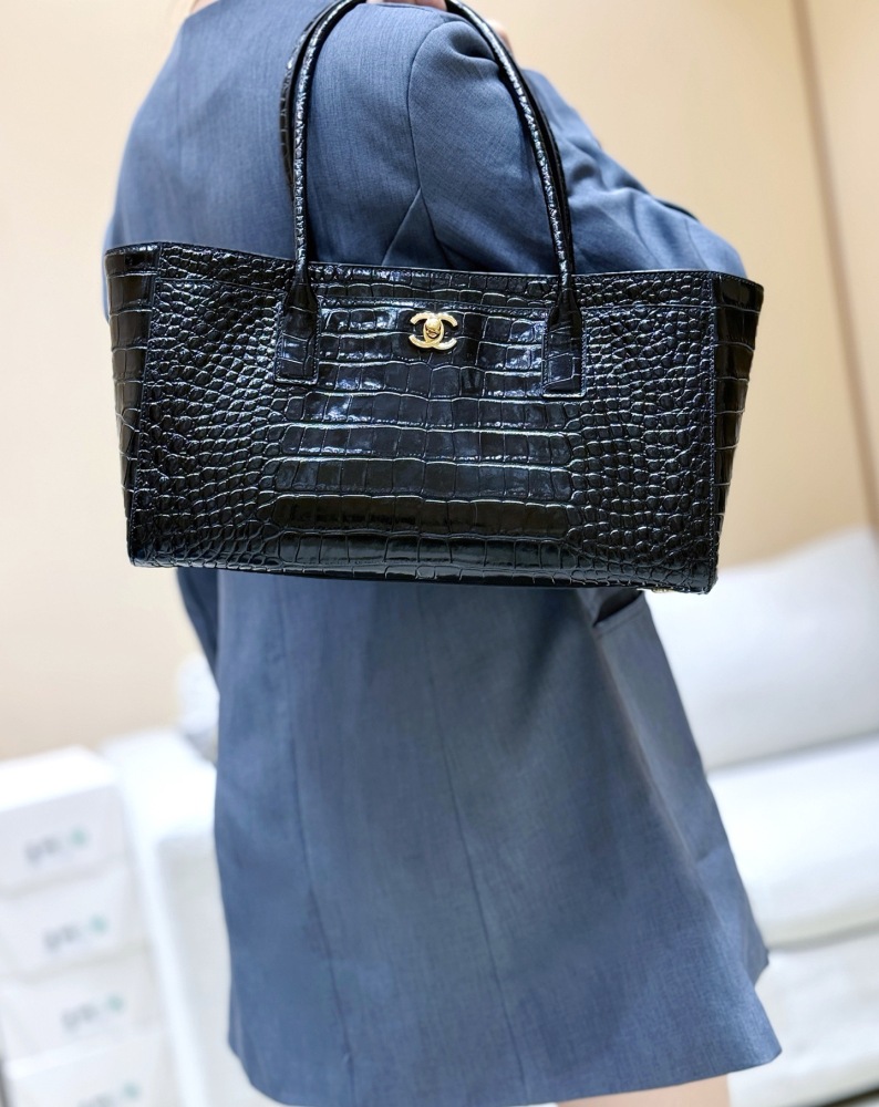 Chanel 26s cerf tote