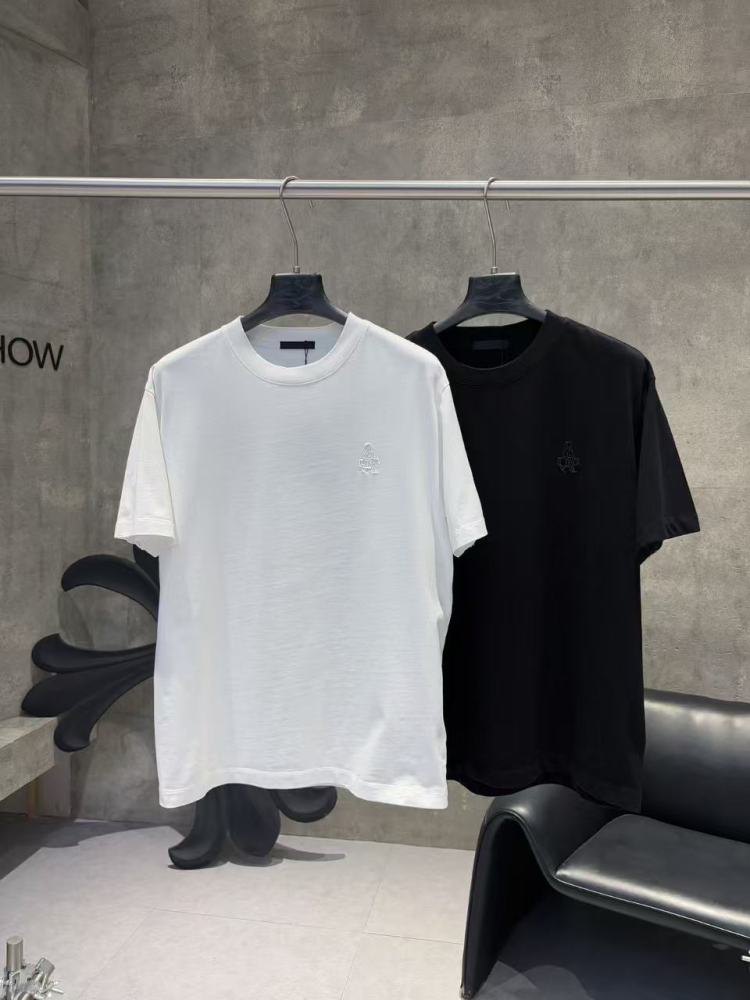 High-quality t-shirts Promo