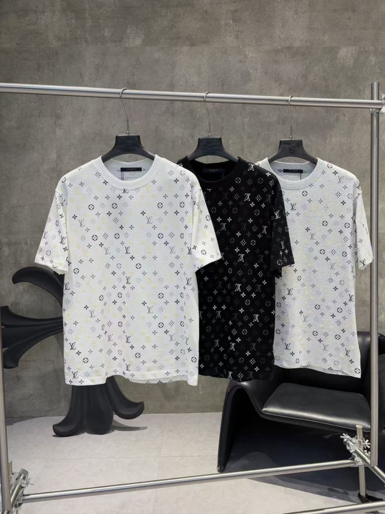 High-quality t-shirts Promo