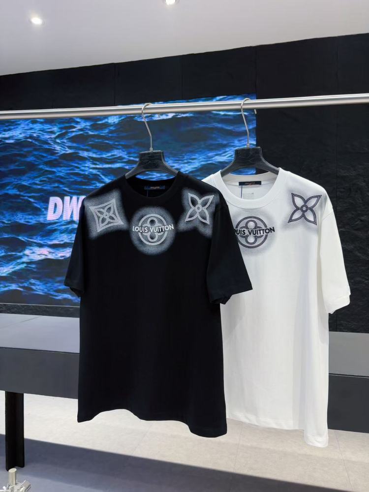 High-quality t-shirts Promo