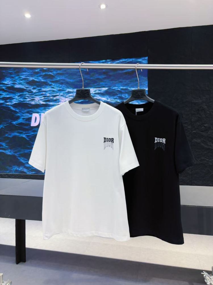 High-quality t-shirts Promo