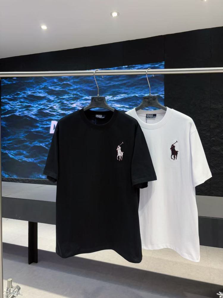 High-quality t-shirts Promo