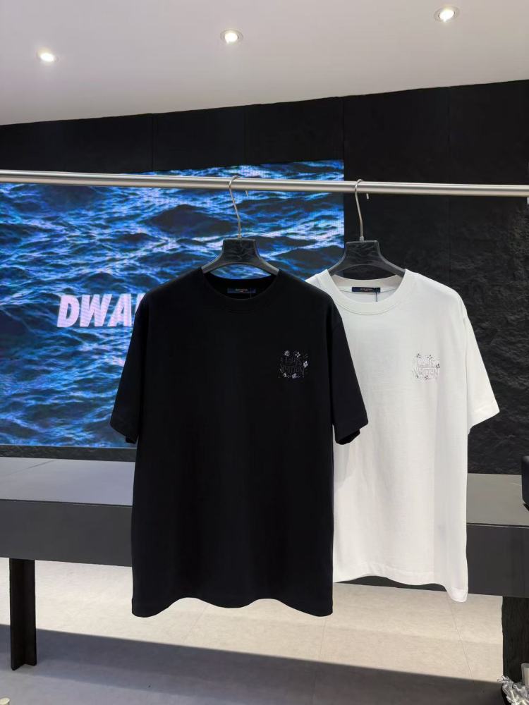 High-quality t-shirts Promo