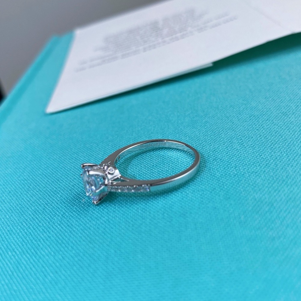 Tiffay six-clawed ring（925sliver)