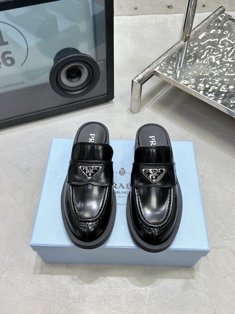 Prada Lofers