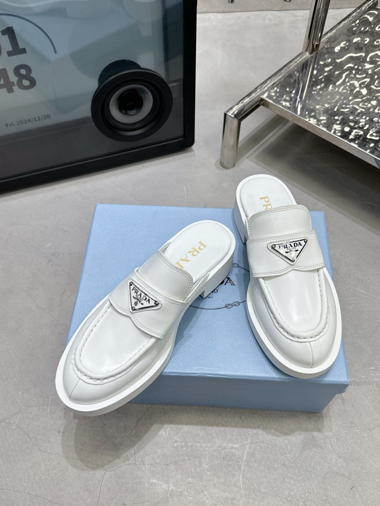 Prada Lofers