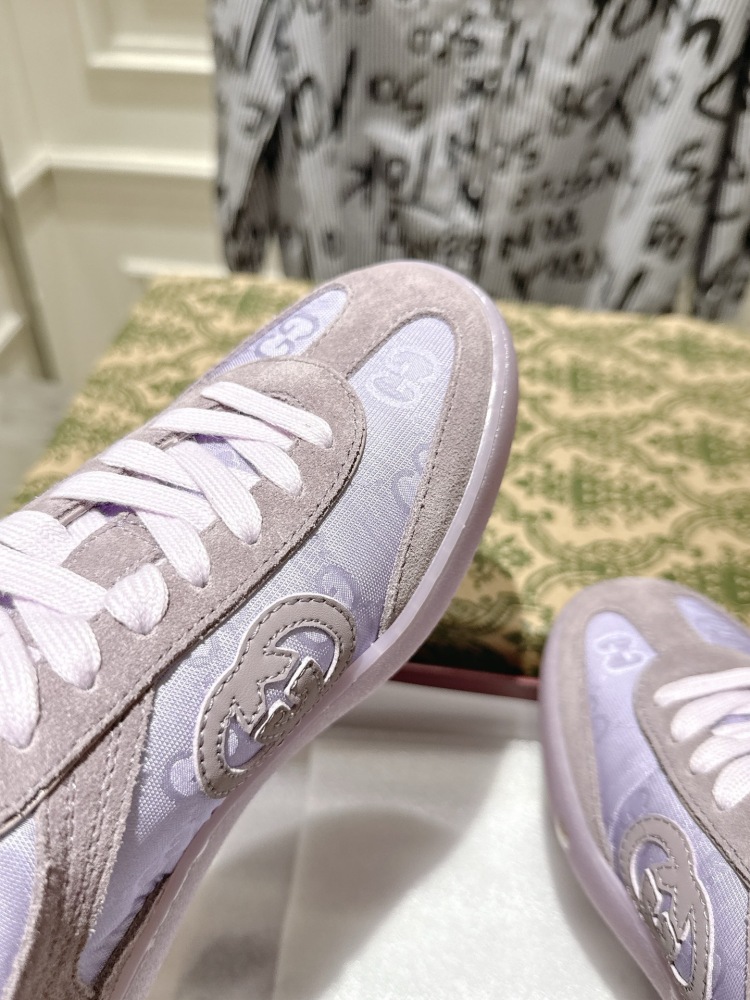 Gucci sneakers 