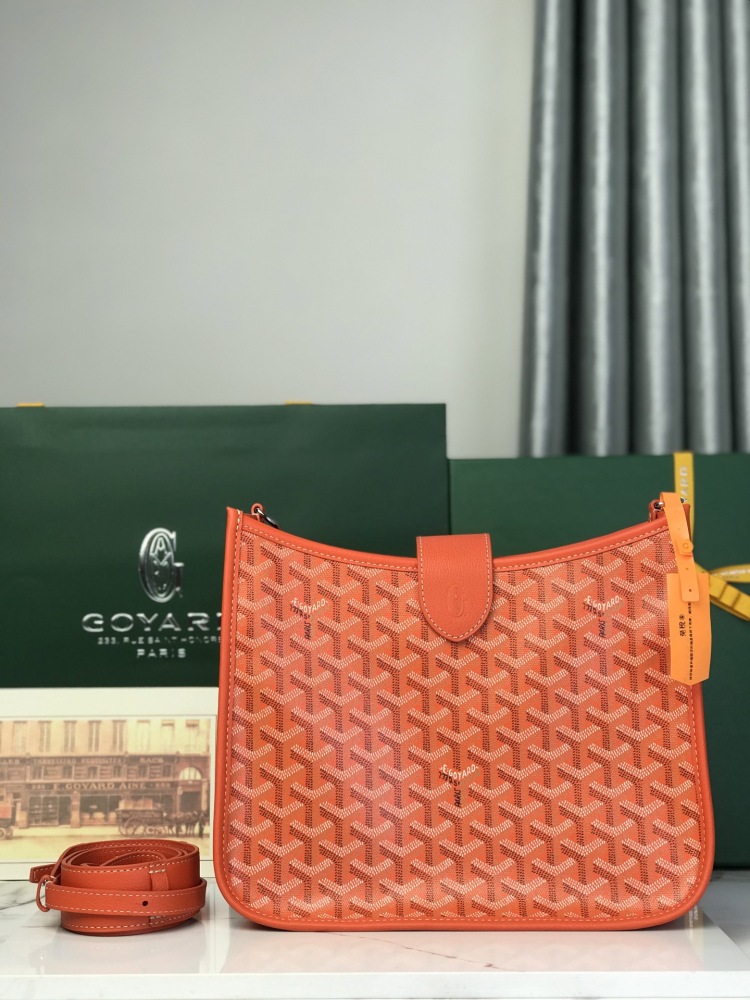 Goyard Musette 