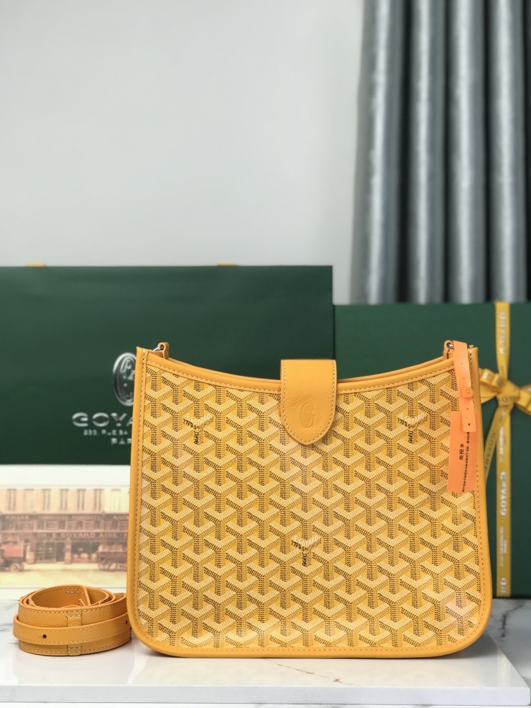 Goyard Musette 