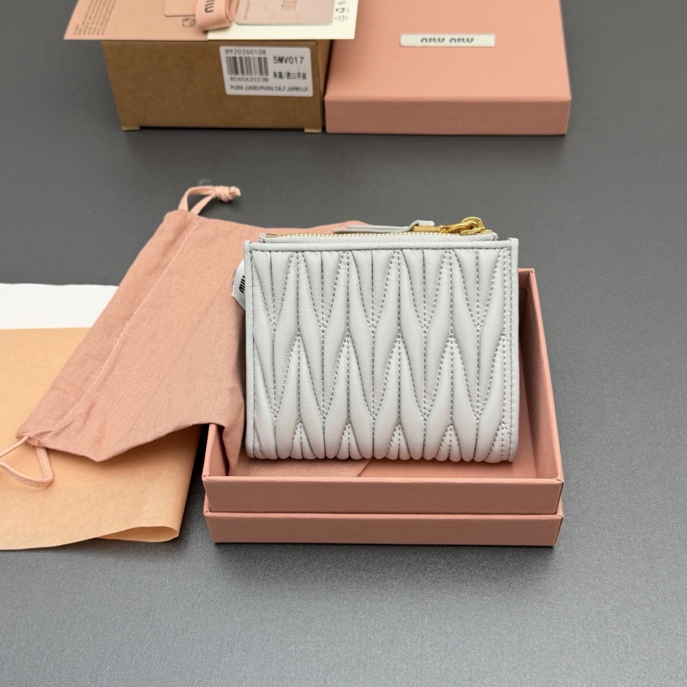 MiuMiu wallet 