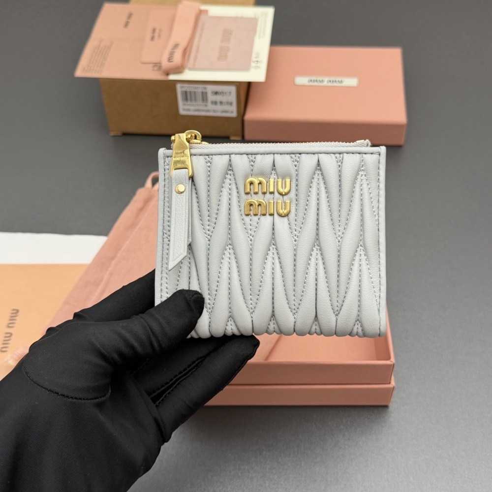 MiuMiu wallet 