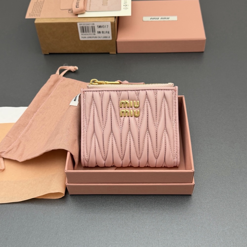 MiuMiu wallet 