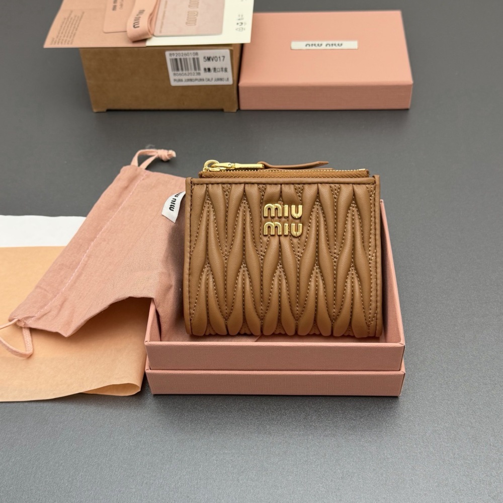 MiuMiu wallet 