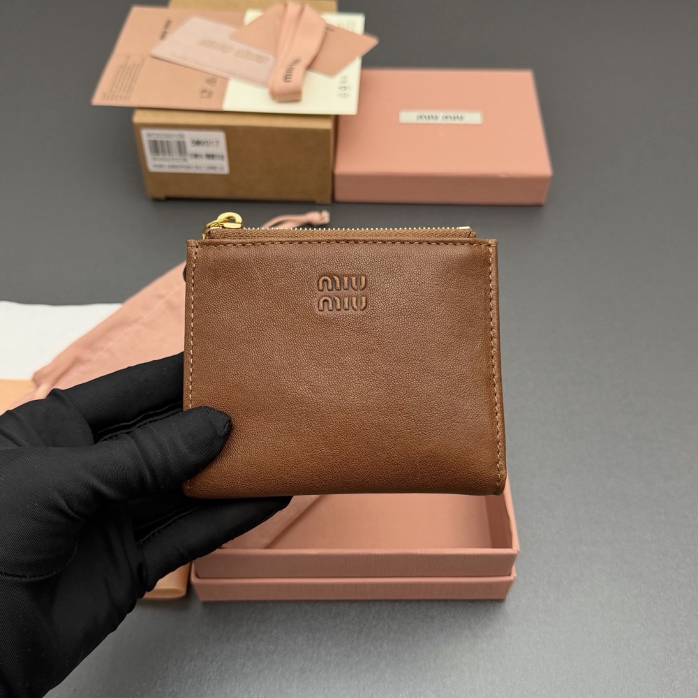 MiuMiu wallet 
