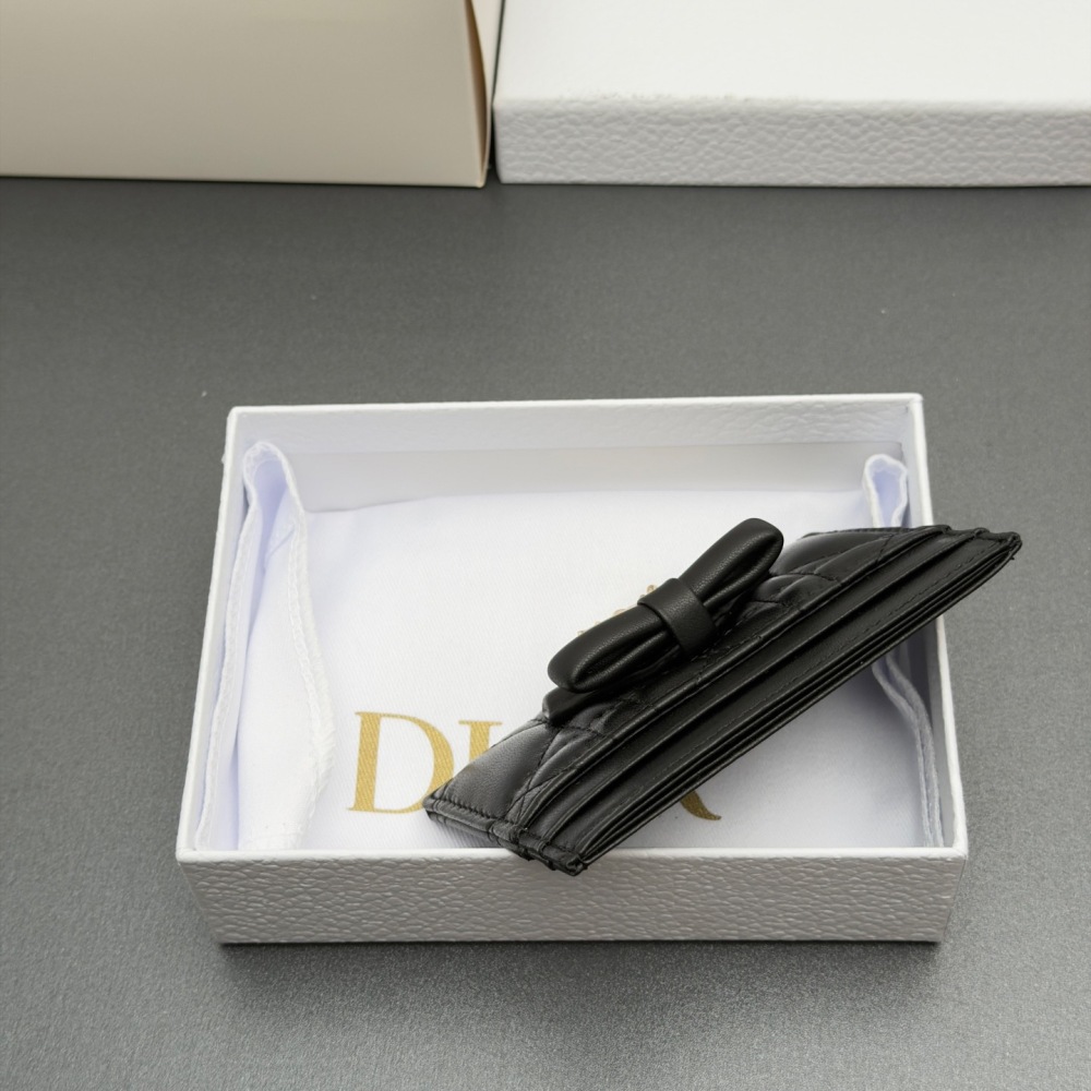 Dior cardholder
