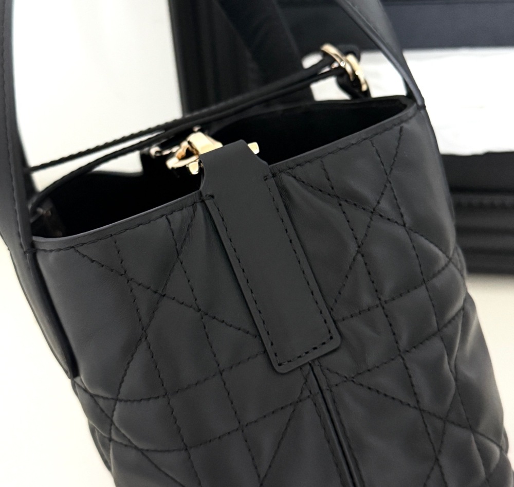 Dior toujours mini