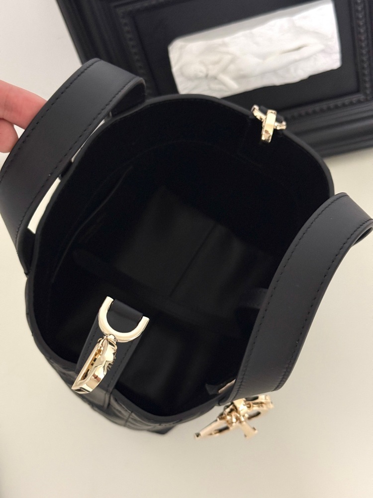 Dior toujours mini
