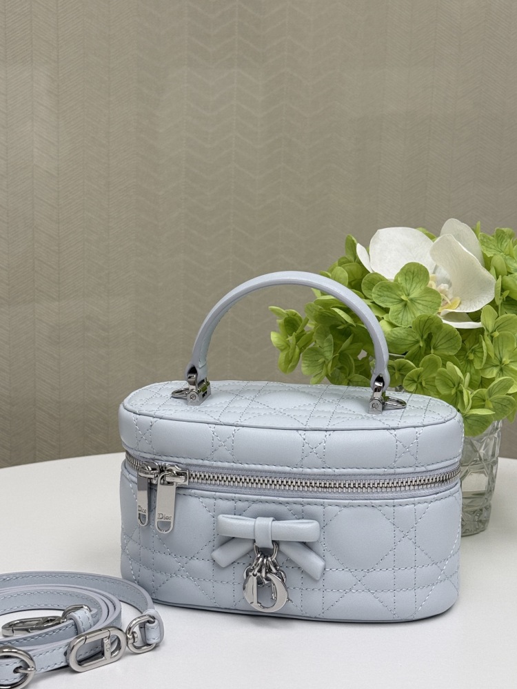 Dior lady vanity
