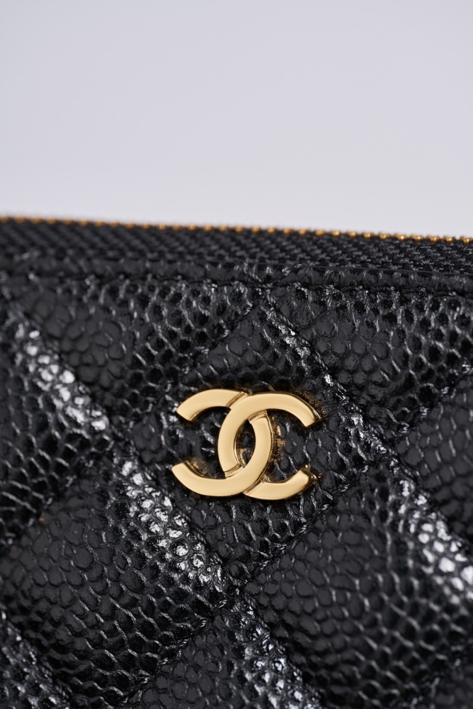 Chanel pouch 