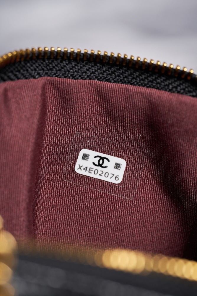 Chanel pouch 