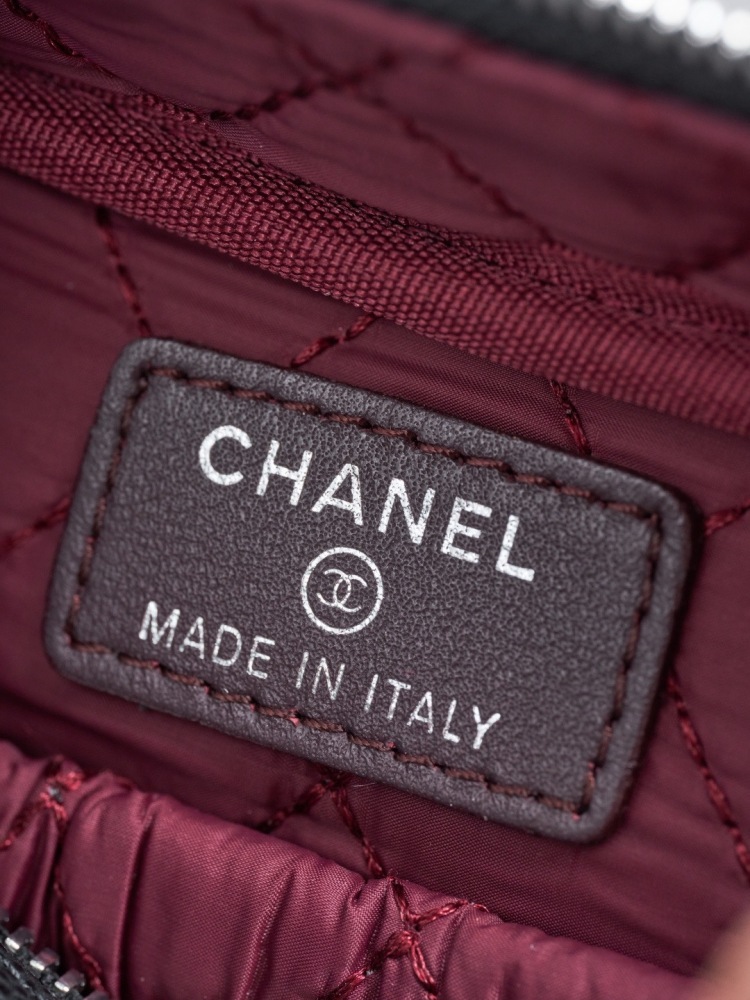Chanel makeup pouch 