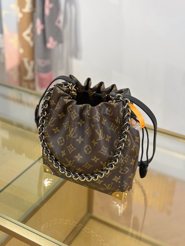 LV noe trunk