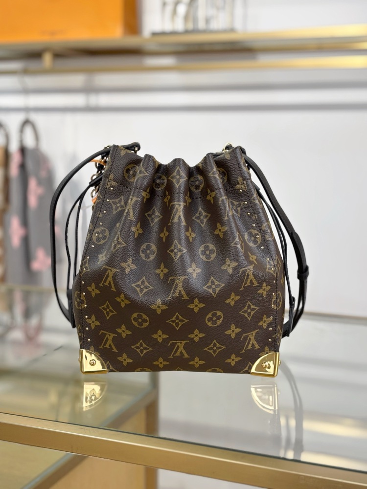LV noe trunk