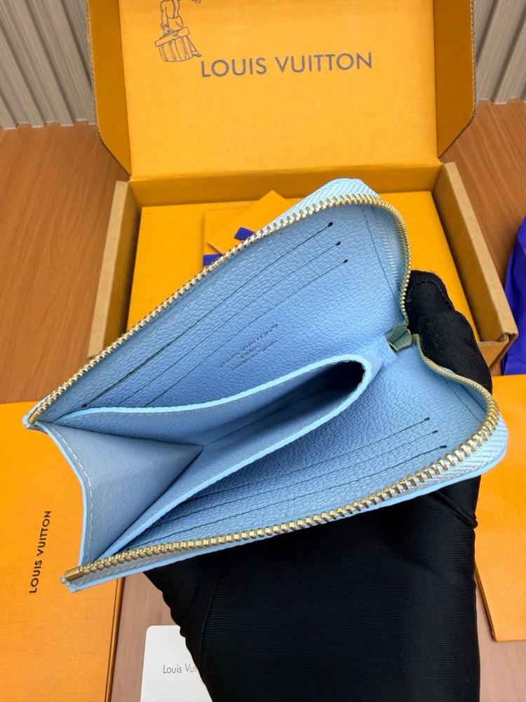 LV card holder